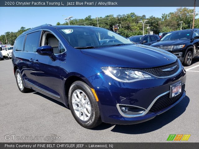 2020 Chrysler Pacifica Touring L in Jazz Blue Pearl