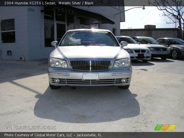 2004 Hyundai XG350 L Sedan in Metallic Silver