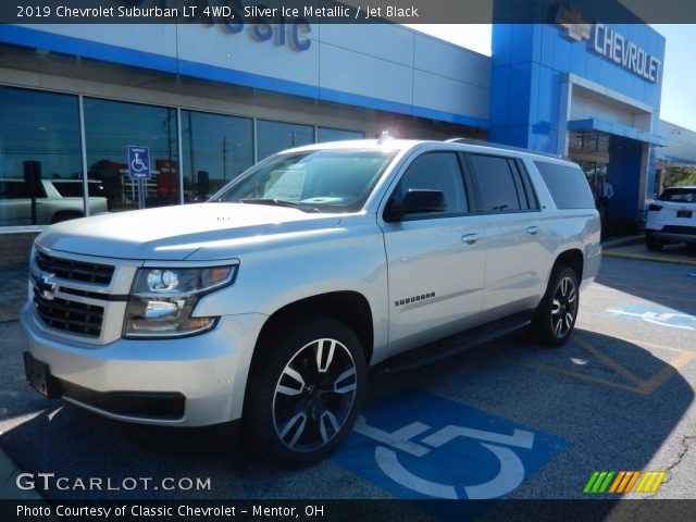 2019 Chevrolet Suburban LT 4WD in Silver Ice Metallic