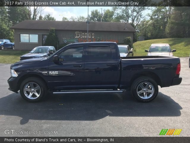 2017 Ram 1500 Express Crew Cab 4x4 in True Blue Pearl