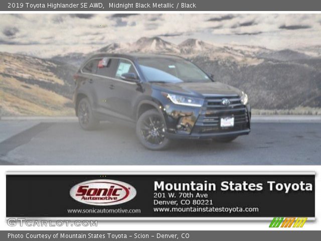 2019 Toyota Highlander SE AWD in Midnight Black Metallic