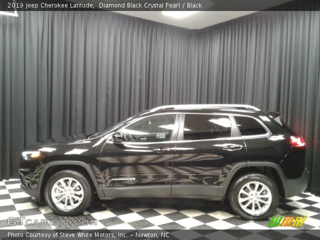 2019 Jeep Cherokee Latitude in Diamond Black Crystal Pearl