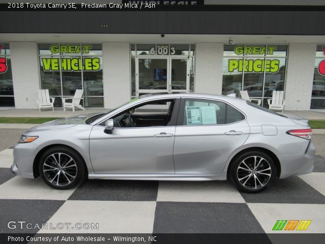 2018 Toyota Camry SE in Predawn Gray Mica
