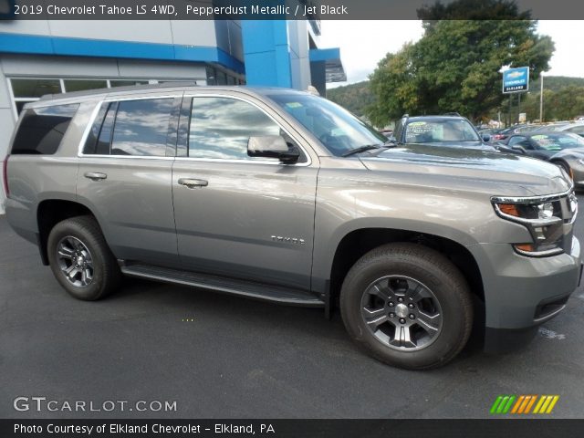 2019 Chevrolet Tahoe LS 4WD in Pepperdust Metallic