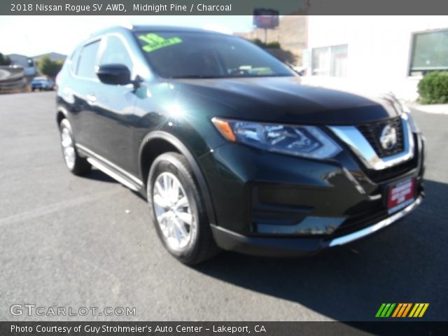 2018 Nissan Rogue SV AWD in Midnight Pine