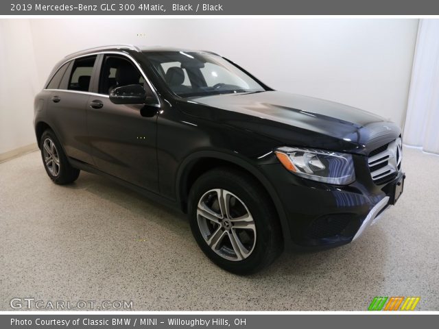 2019 Mercedes-Benz GLC 300 4Matic in Black