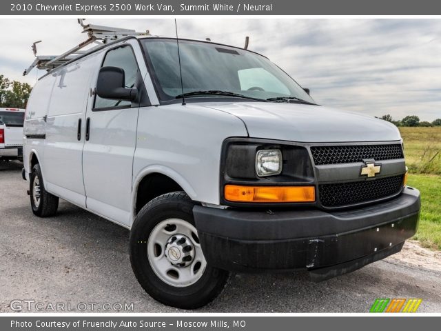 2010 Chevrolet Express 2500 Work Van in Summit White