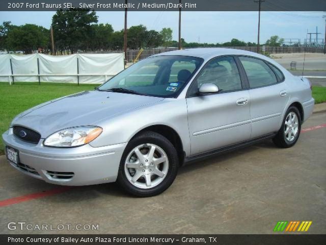 2007 Ford Taurus SEL in Silver Frost Metallic