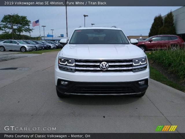 2019 Volkswagen Atlas SE 4Motion in Pure White