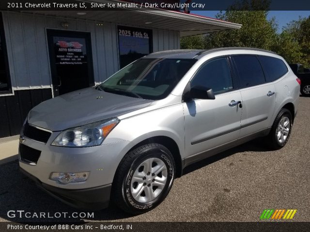 2011 Chevrolet Traverse LS in Silver Ice Metallic