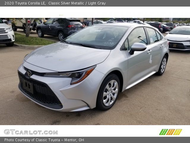 2020 Toyota Corolla LE in Classic Silver Metallic