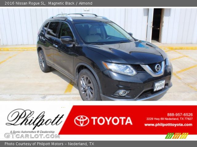 2016 Nissan Rogue SL in Magnetic Black