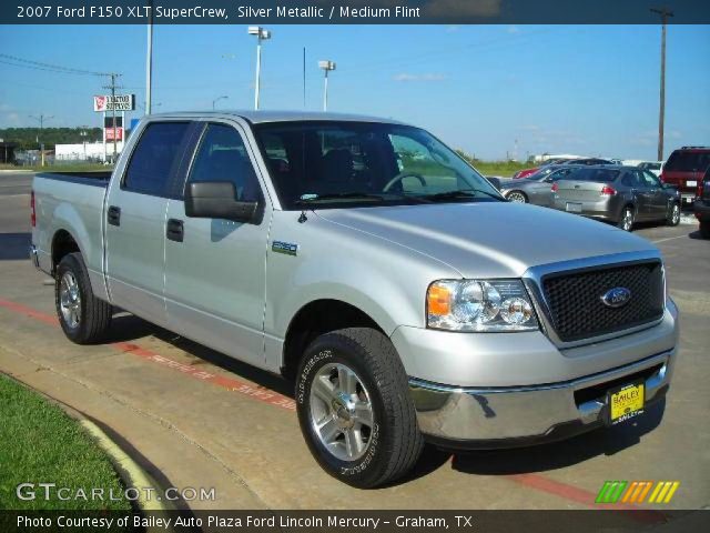 2007 Ford F150 XLT SuperCrew in Silver Metallic
