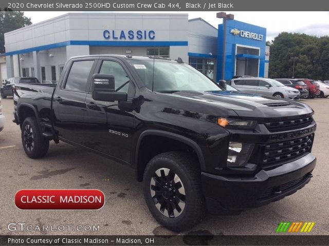2020 Chevrolet Silverado 2500HD Custom Crew Cab 4x4 in Black