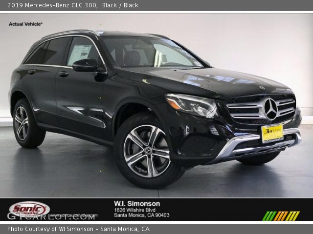 2019 Mercedes-Benz GLC 300 in Black