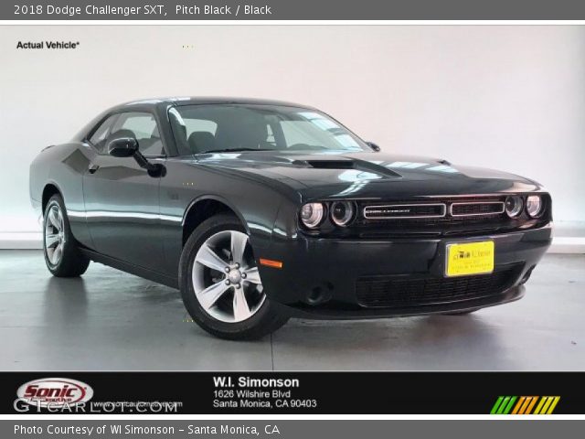 2018 Dodge Challenger SXT in Pitch Black