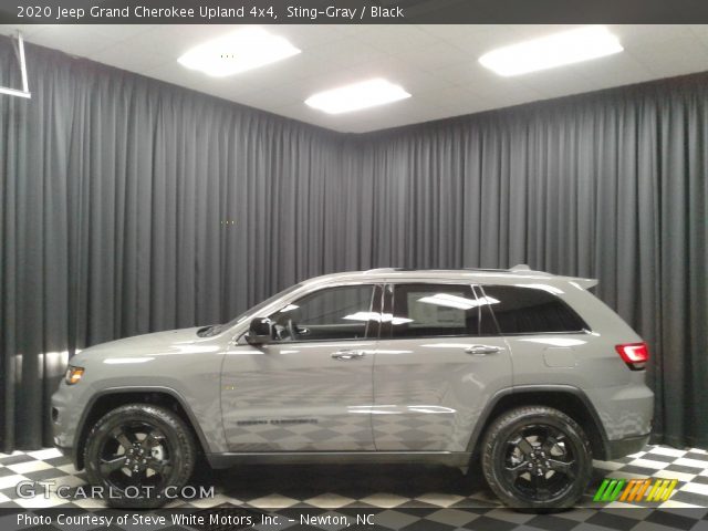 2020 Jeep Grand Cherokee Upland 4x4 in Sting-Gray