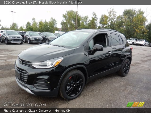 2020 Chevrolet Trax LT in Mosaic Black Metallic