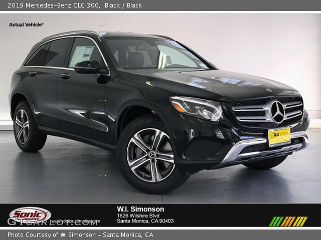 2019 Mercedes-Benz GLC 300 in Black