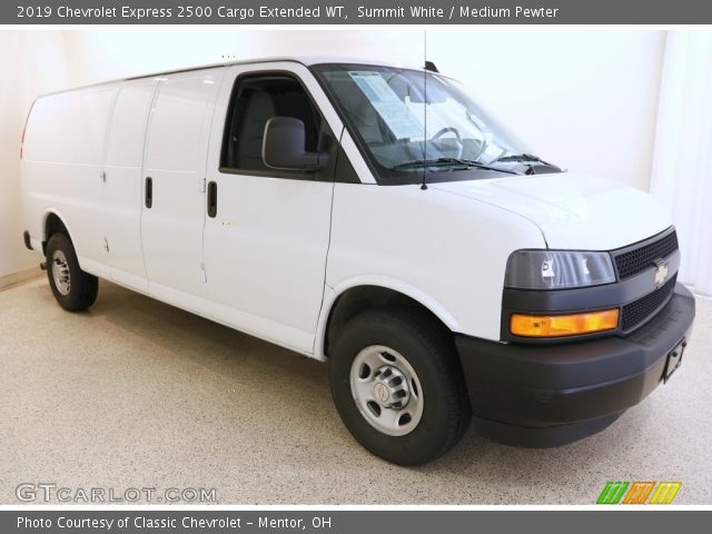 2019 Chevrolet Express 2500 Cargo Extended WT in Summit White