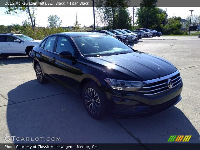 2019 Volkswagen Jetta SE in Black