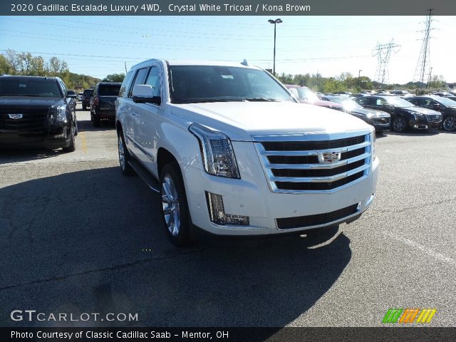 2020 Cadillac Escalade Luxury 4WD in Crystal White Tricoat