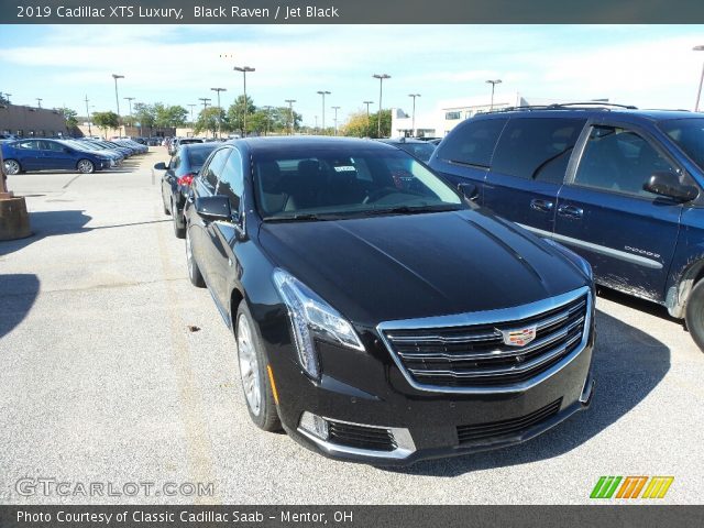 2019 Cadillac XTS Luxury in Black Raven