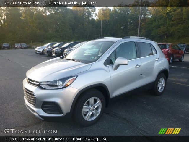 2020 Chevrolet Trax LT in Silver Ice Metallic