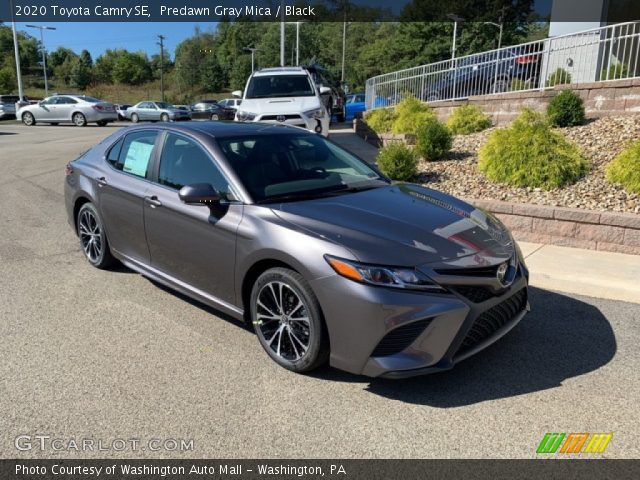 2020 Toyota Camry SE in Predawn Gray Mica