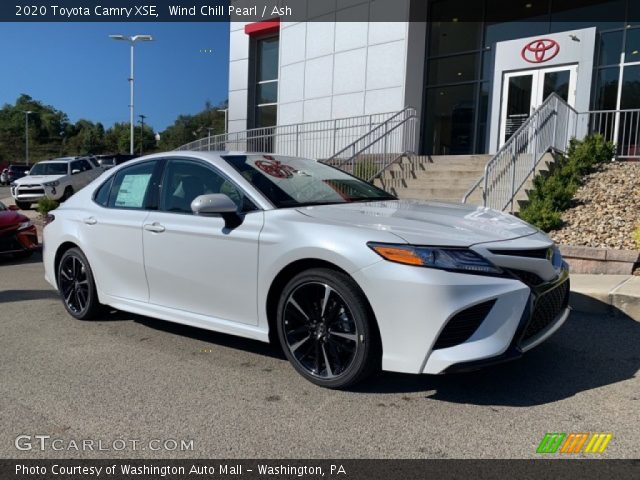 2020 Toyota Camry XSE in Wind Chill Pearl