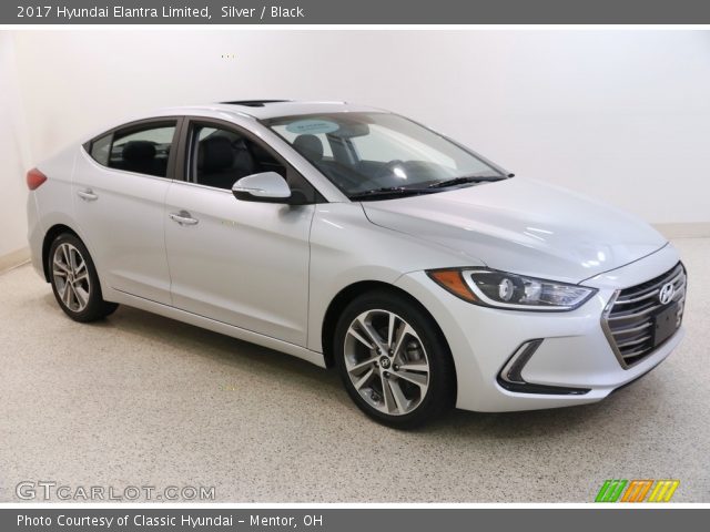 2017 Hyundai Elantra Limited in Silver