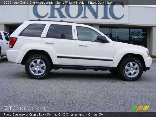 2009 Jeep Grand Cherokee Laredo in Stone White