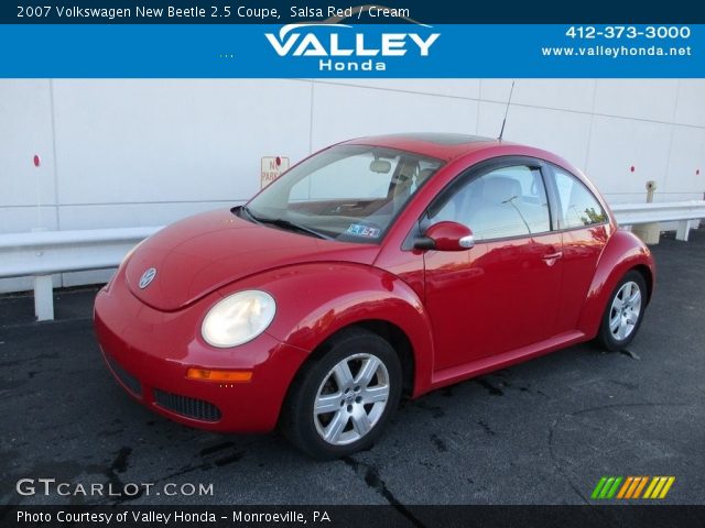 2007 Volkswagen New Beetle 2.5 Coupe in Salsa Red