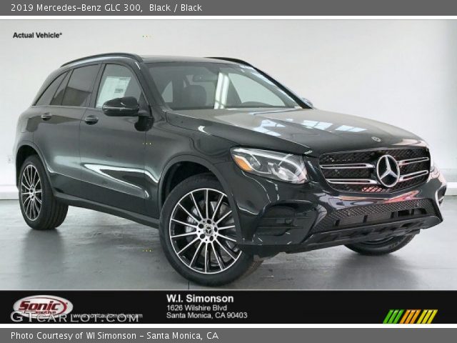 2019 Mercedes-Benz GLC 300 in Black