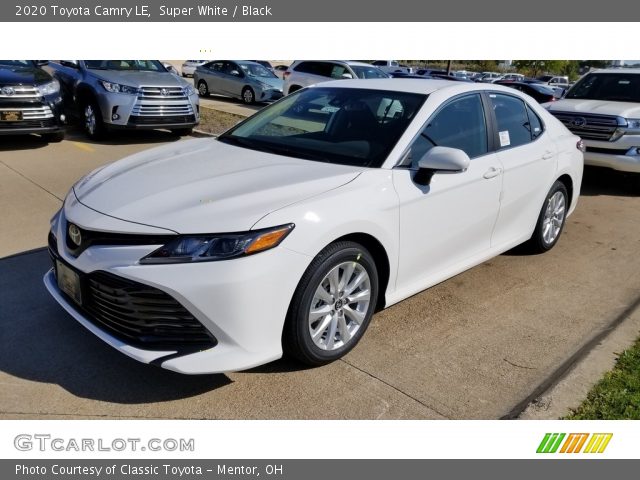 2020 Toyota Camry LE in Super White