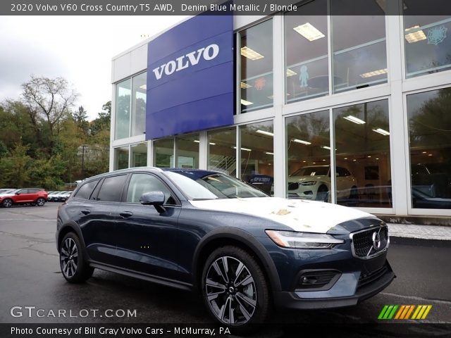 2020 Volvo V60 Cross Country T5 AWD in Denim Blue Metallic