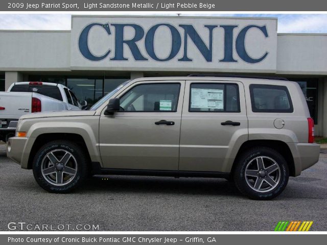 2009 Jeep Patriot Sport in Light Sandstone Metallic