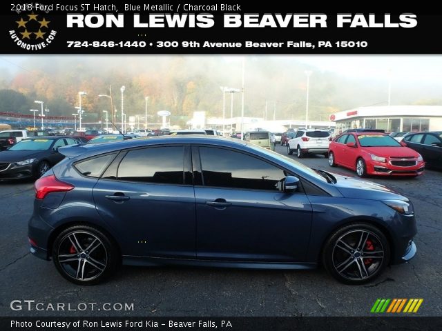 2018 Ford Focus ST Hatch in Blue Metallic