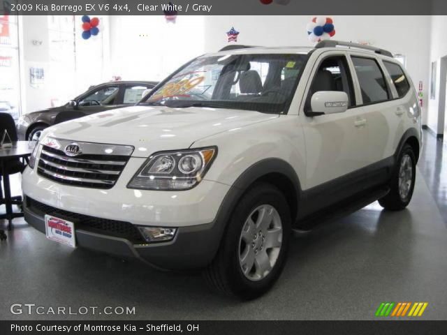 Clear White - 2009 Kia Borrego EX V6 4x4 - Gray Interior | GTCarLot ...