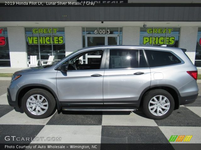 2019 Honda Pilot LX in Lunar Silver Metallic