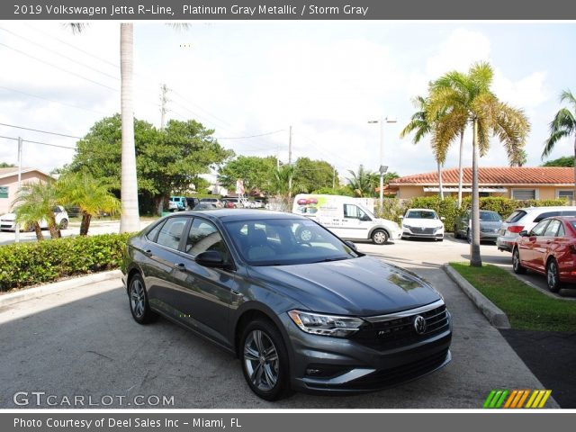 2019 Volkswagen Jetta R-Line in Platinum Gray Metallic
