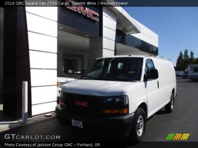 2019 GMC Savana Van 2500 Cargo in Summit White