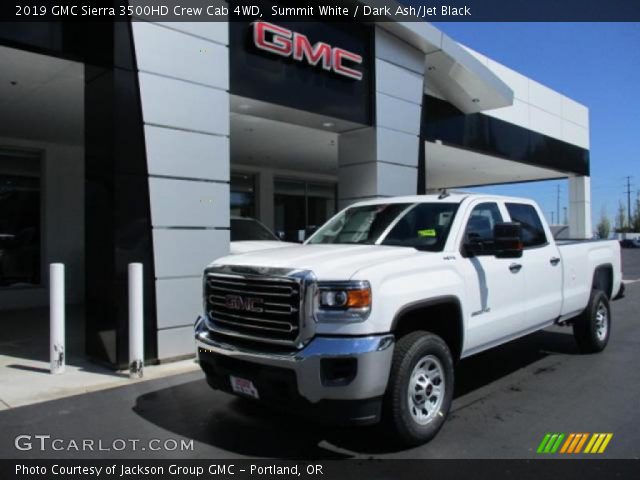 2019 GMC Sierra 3500HD Crew Cab 4WD in Summit White