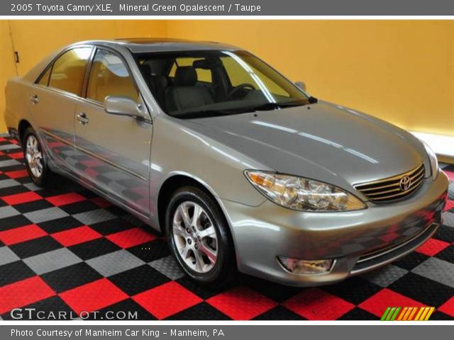 2005 Toyota Camry XLE in Mineral Green Opalescent