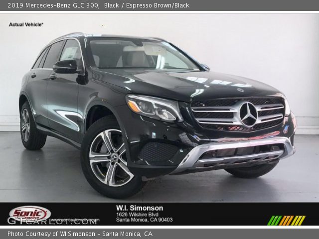 2019 Mercedes-Benz GLC 300 in Black