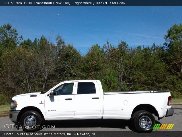 2019 Ram 3500 Tradesman Crew Cab in Bright White