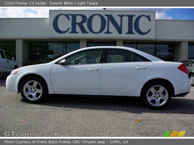 2009 Pontiac G6 Sedan in Summit White