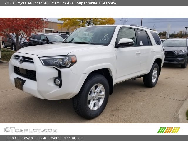 2020 Toyota 4Runner SR5 Premium 4x4 in Super White