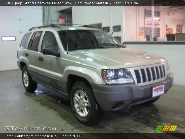 2004 Jeep Grand Cherokee Laredo 4x4 in Light Pewter Metallic