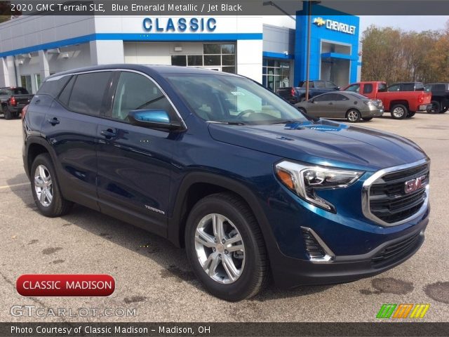 2020 GMC Terrain SLE in Blue Emerald Metallic